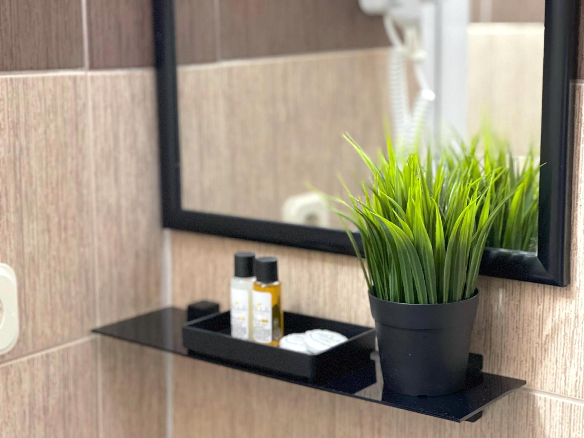 Makedonka Apartments Ohri Dış mekan fotoğraf